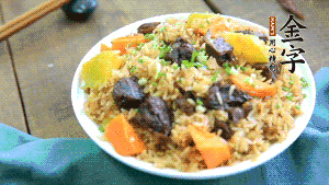 煮好后殺撒上蔥花。