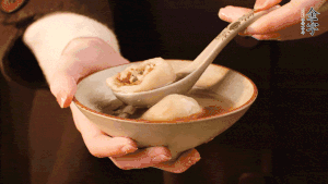 新的一年，我們還是要吃好喝好哦，祝大家元宵快樂(lè)！